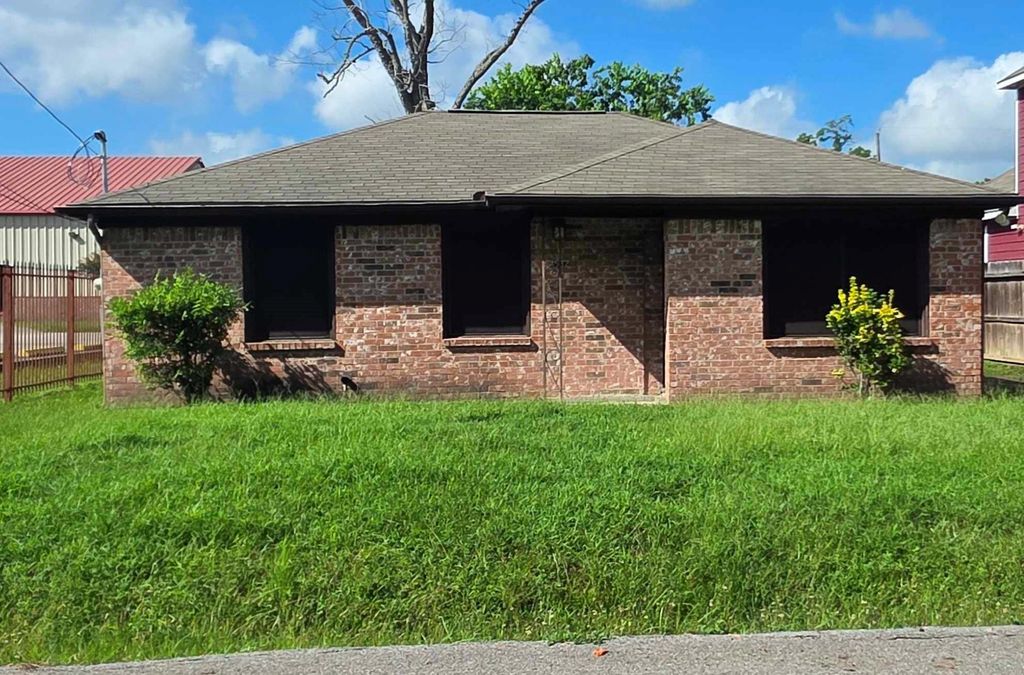 4532 Briscoe Street, Houston, TX 77051