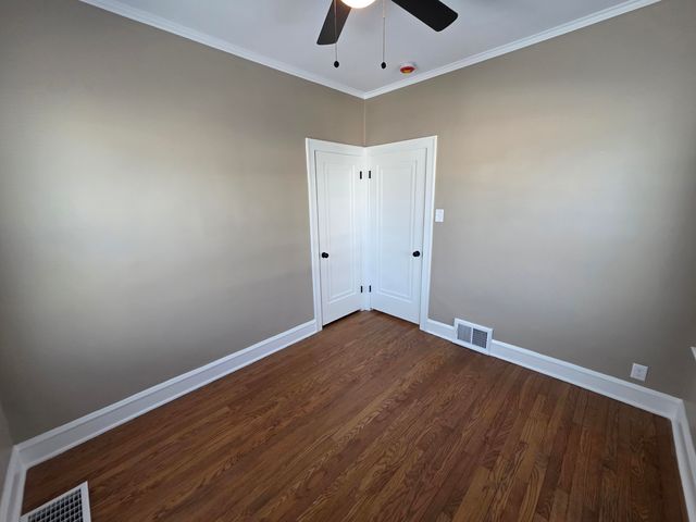 6547 Monroe Avenue, Hammond, IN 46324