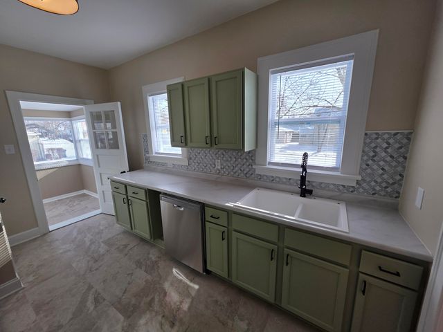 6547 Monroe Avenue, Hammond, IN 46324