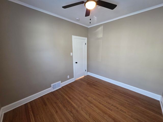 6547 Monroe Avenue, Hammond, IN 46324