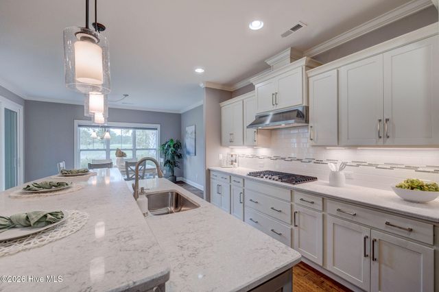 8711 Compass Pointe West Wynd NE, Leland, NC 28451