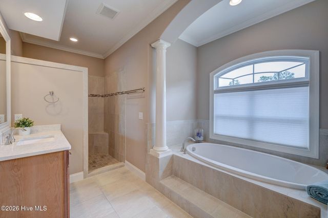 8711 Compass Pointe West Wynd NE, Leland, NC 28451