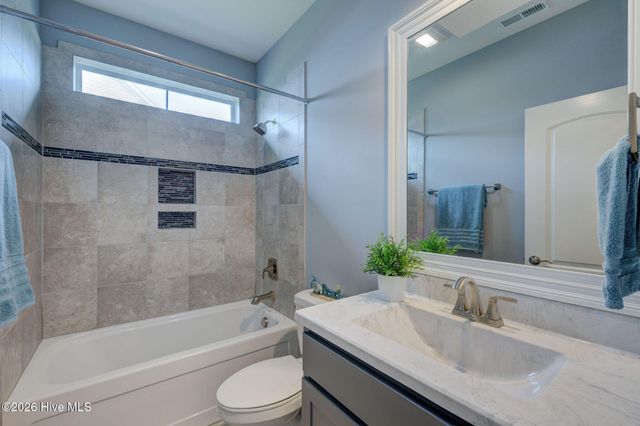 8711 Compass Pointe West Wynd NE, Leland, NC 28451