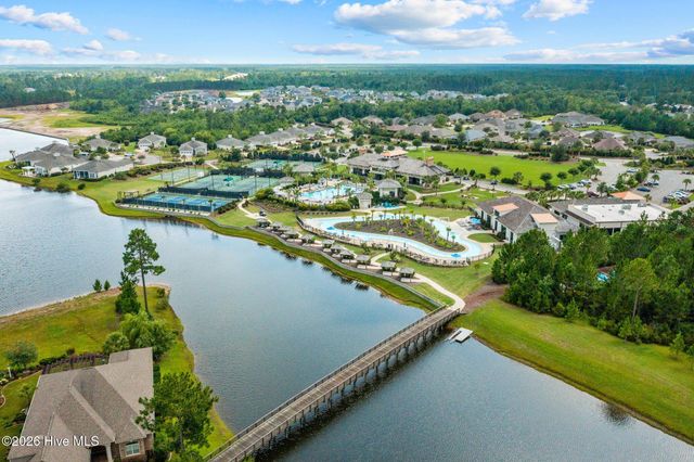 8711 Compass Pointe West Wynd NE, Leland, NC 28451