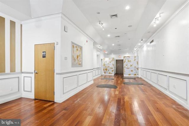 329 W GIRARD AVE, Philadelphia, PA 19123