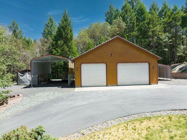 455 Dutcher Creek Road, Grants Pass, OR 97527