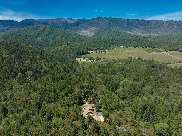 455 Dutcher Creek Road, Grants Pass, OR 97527
