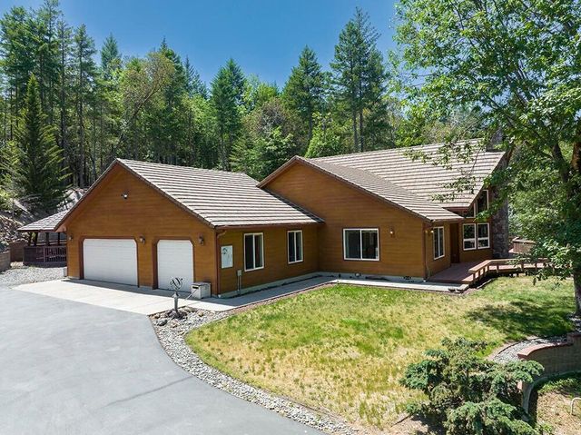 455 Dutcher Creek Road, Grants Pass, OR 97527