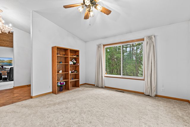 455 Dutcher Creek Road, Grants Pass, OR 97527