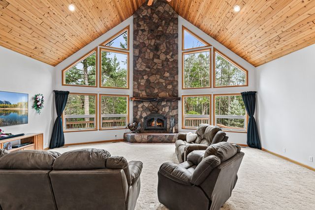 455 Dutcher Creek Road, Grants Pass, OR 97527