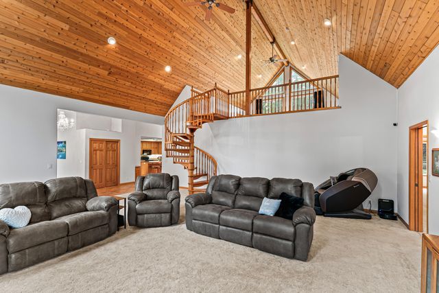 455 Dutcher Creek Road, Grants Pass, OR 97527