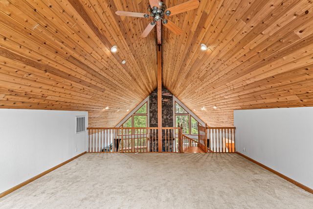 455 Dutcher Creek Road, Grants Pass, OR 97527