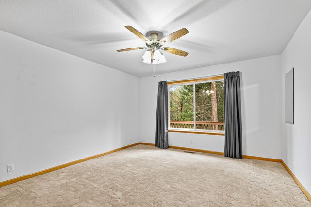 455 Dutcher Creek Road, Grants Pass, OR 97527