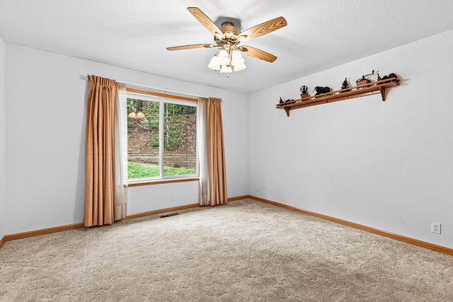 455 Dutcher Creek Road, Grants Pass, OR 97527