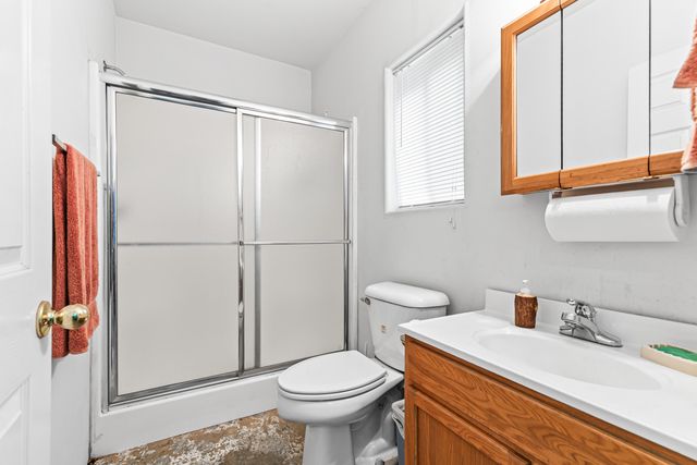 455 Dutcher Creek Road, Grants Pass, OR 97527