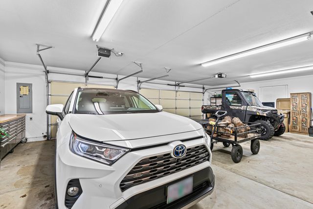 455 Dutcher Creek Road, Grants Pass, OR 97527