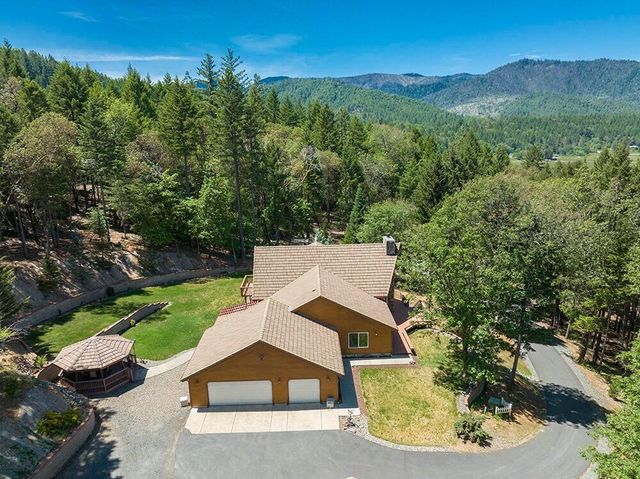 455 Dutcher Creek Road, Grants Pass, OR 97527