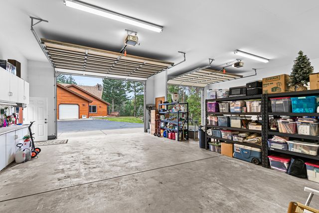 455 Dutcher Creek Road, Grants Pass, OR 97527