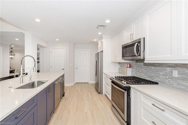 9025 Astonia WAY, Estero, FL 33967