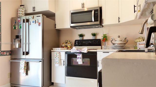 5403 Laurel Oak St, Delray Beach, FL 33484