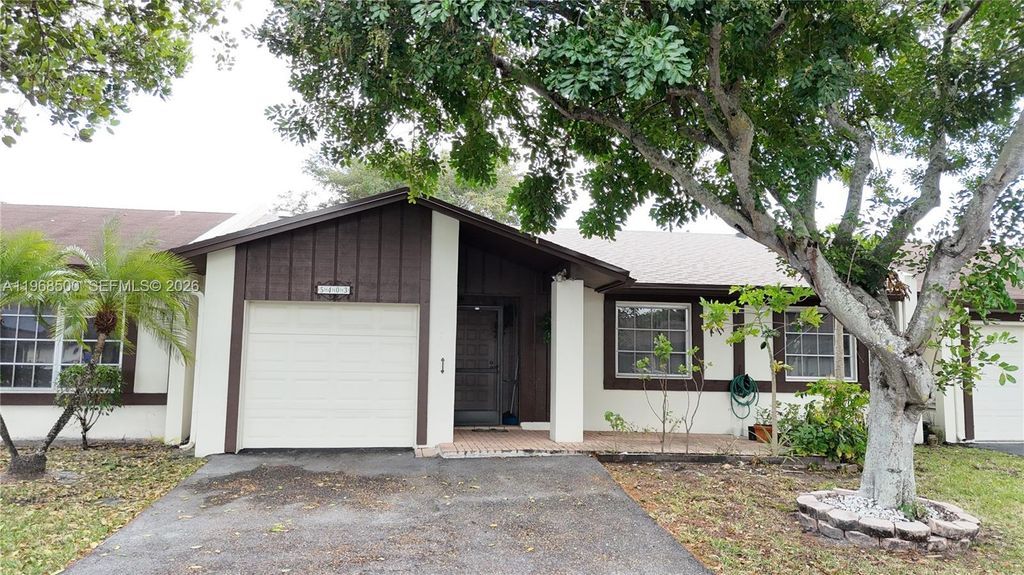 5403 Laurel Oak St, Delray Beach, FL 33484