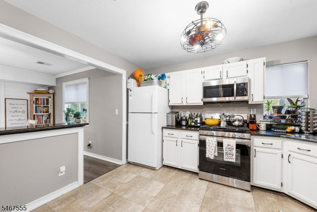 137 Woods Edge Dr 137, Roxbury Twp., NJ 07876 — exterior