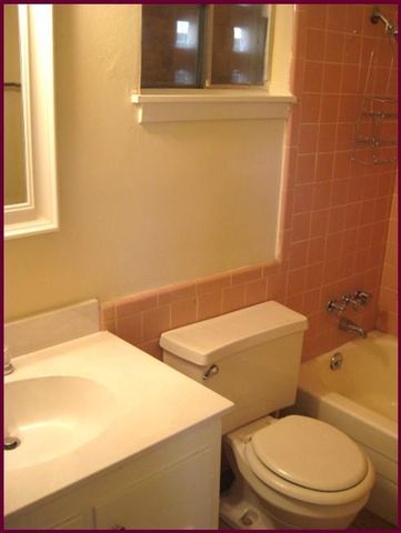 2612 Salado ST 102, Austin, TX 78705