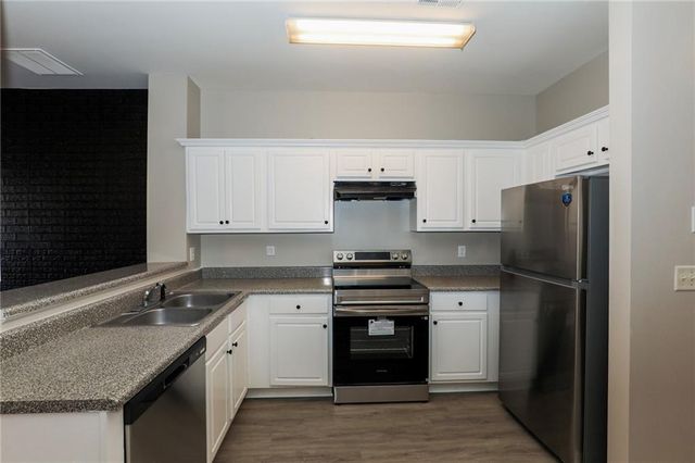 7073 Biltmore Trace, Lithonia, GA 30058