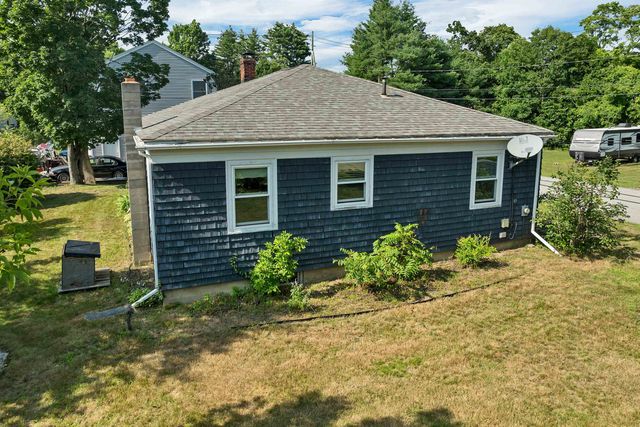 3 Pond Street, Newmarket, NH 03857