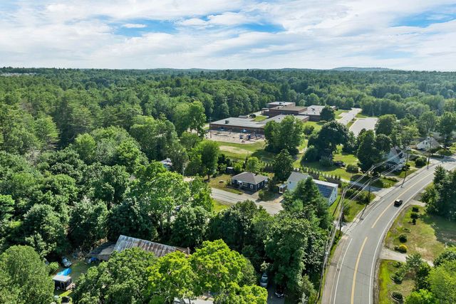 3 Pond Street, Newmarket, NH 03857