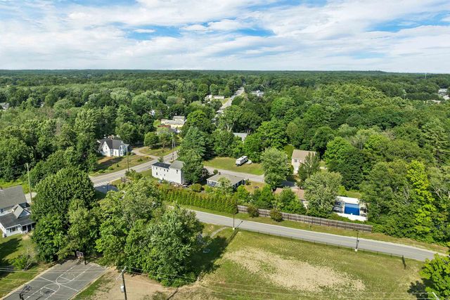 3 Pond Street, Newmarket, NH 03857
