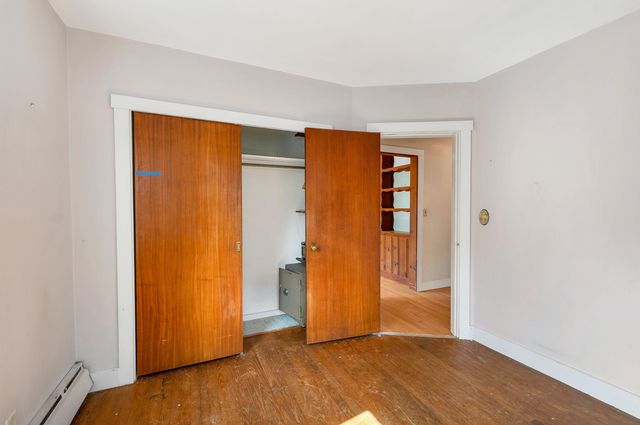 3 Pond Street, Newmarket, NH 03857