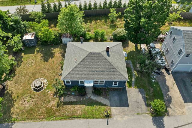 3 Pond Street, Newmarket, NH 03857