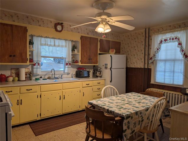 375 Route 304, Bardonia, NY 10954