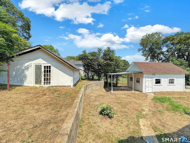 11 Hunt Street, Norwich, CT 06360