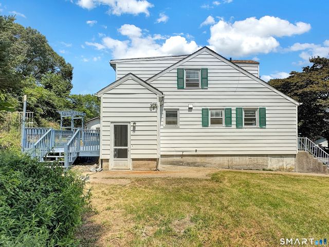 11 Hunt Street, Norwich, CT 06360
