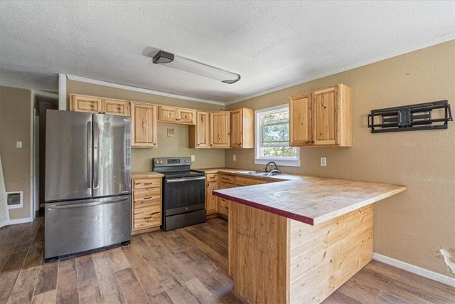 257 & 303 Stoppel Road, Eureka Springs, AR 72632