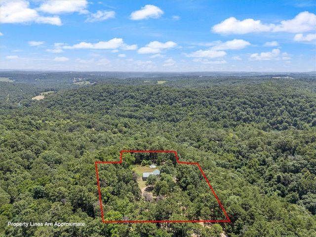 257 & 303 Stoppel Road, Eureka Springs, AR 72632