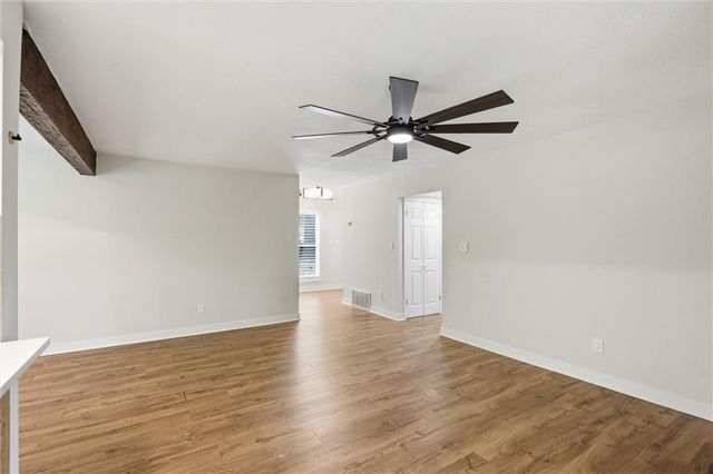 8346 NW Barrybrooke Drive, Kansas City, MO 64151