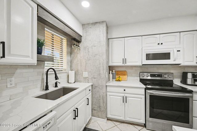 333 S Patrick Drive 30, Satellite Beach, FL 32937