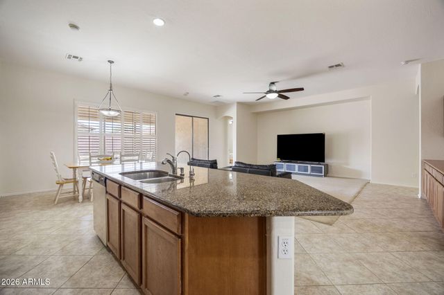 2328 W BLAYLOCK Drive, Phoenix, AZ 85085