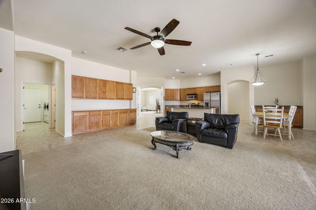 2328 W BLAYLOCK Drive, Phoenix, AZ 85085