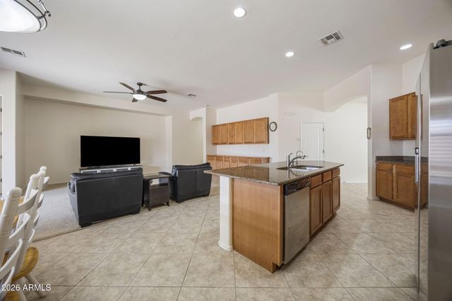 2328 W BLAYLOCK Drive, Phoenix, AZ 85085
