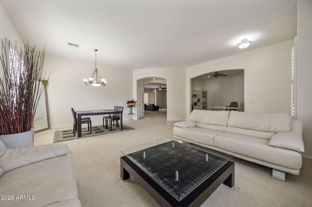 2328 W BLAYLOCK Drive, Phoenix, AZ 85085
