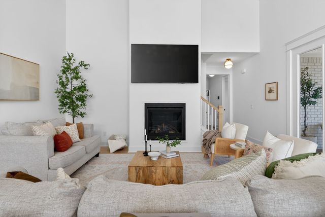 5120 High Park Hill Dr, Arrington, TN 37014