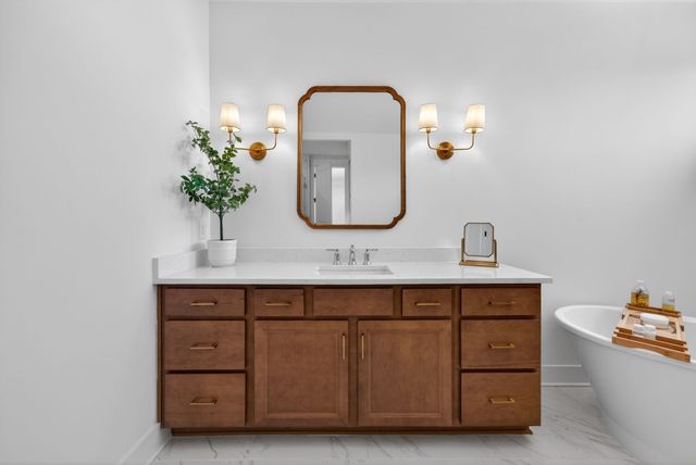 5120 High Park Hill Dr, Arrington, TN 37014