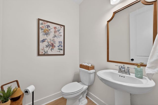 5120 High Park Hill Dr, Arrington, TN 37014