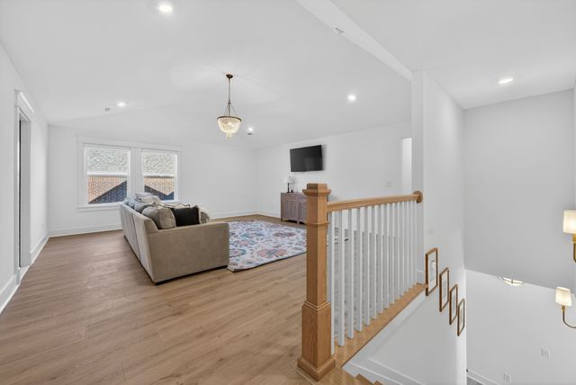 5120 High Park Hill Dr, Arrington, TN 37014