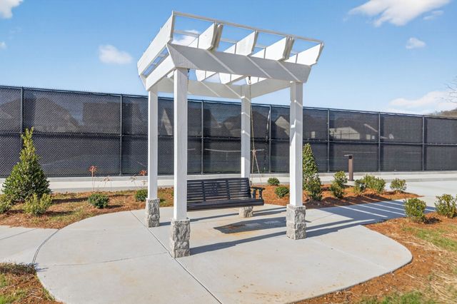 5120 High Park Hill Dr, Arrington, TN 37014