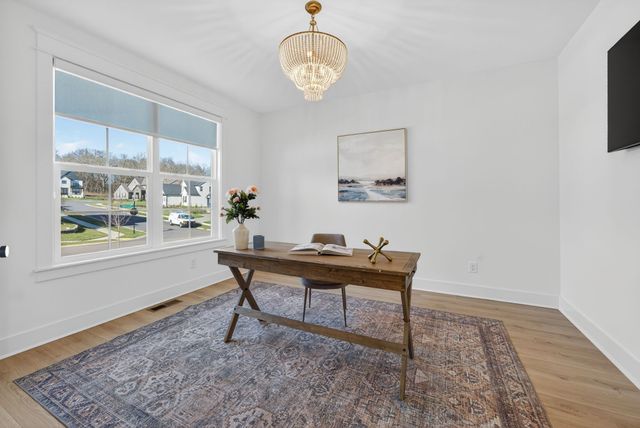 5120 High Park Hill Dr, Arrington, TN 37014